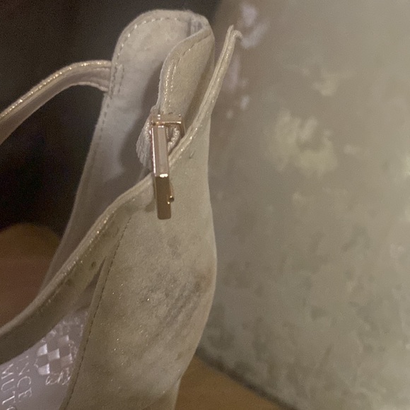 NWOB -Vince Camuto heels - Picture 7 of 12